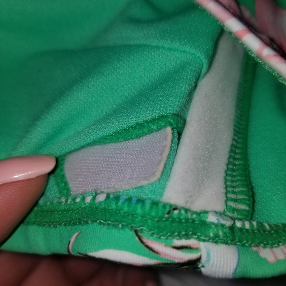 Gibson & Latimer Bikini Top- Medium - Picture 7 of 13